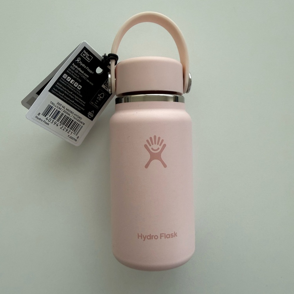 Hydro Flask Powder Pink Insulated Water Bottle